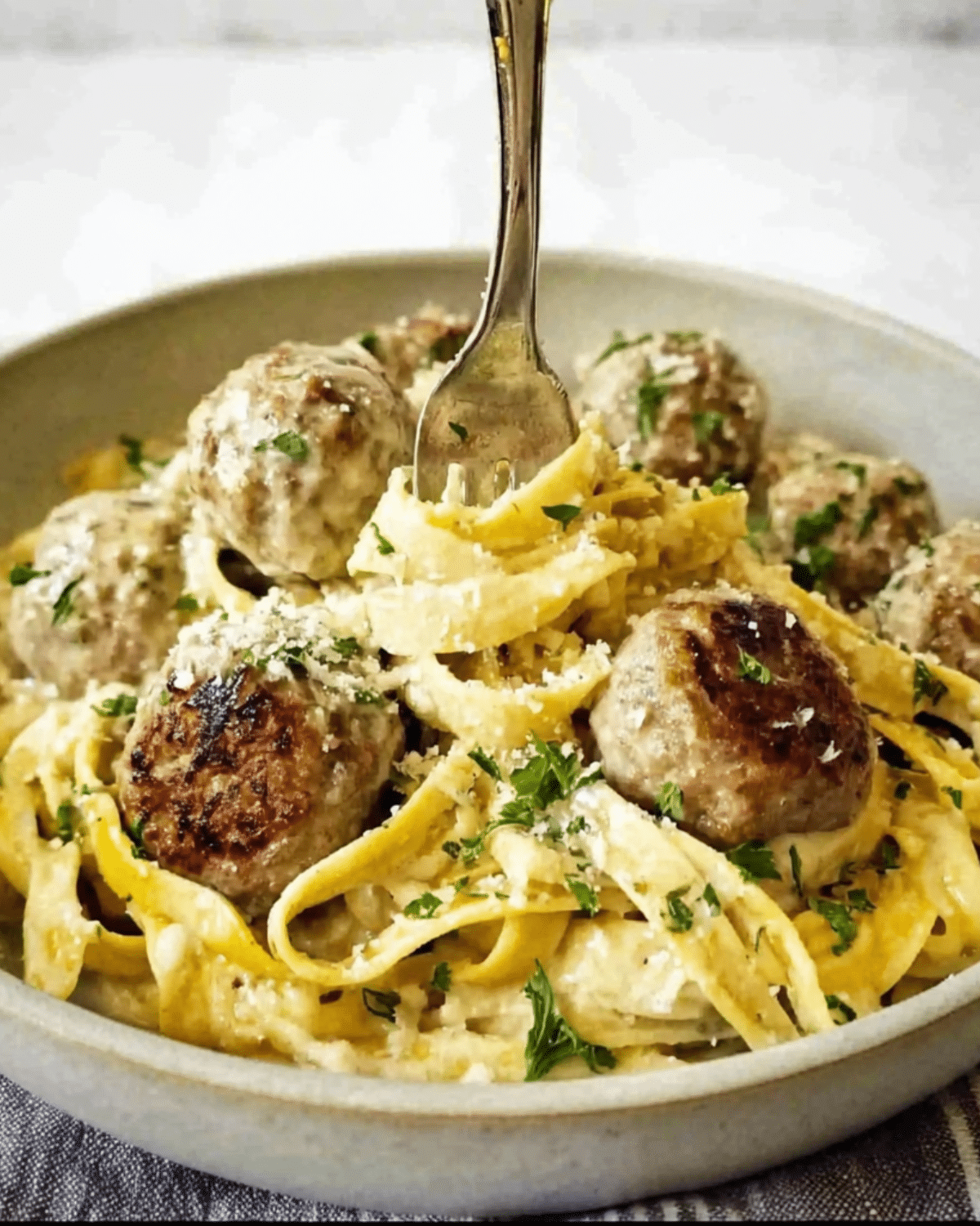 Alfredo Meatballs Recipe: The Best 2025 Creamy Pasta Dinner